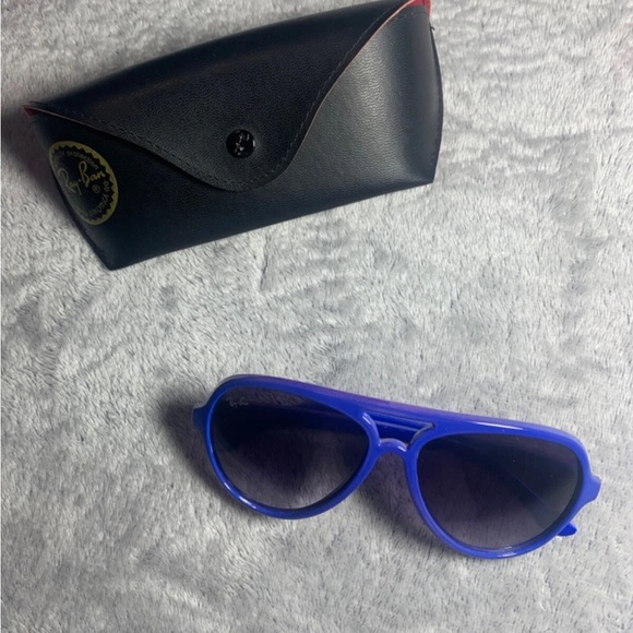 Ray-Ban Vibrant Blue Aviator Shades main image 6